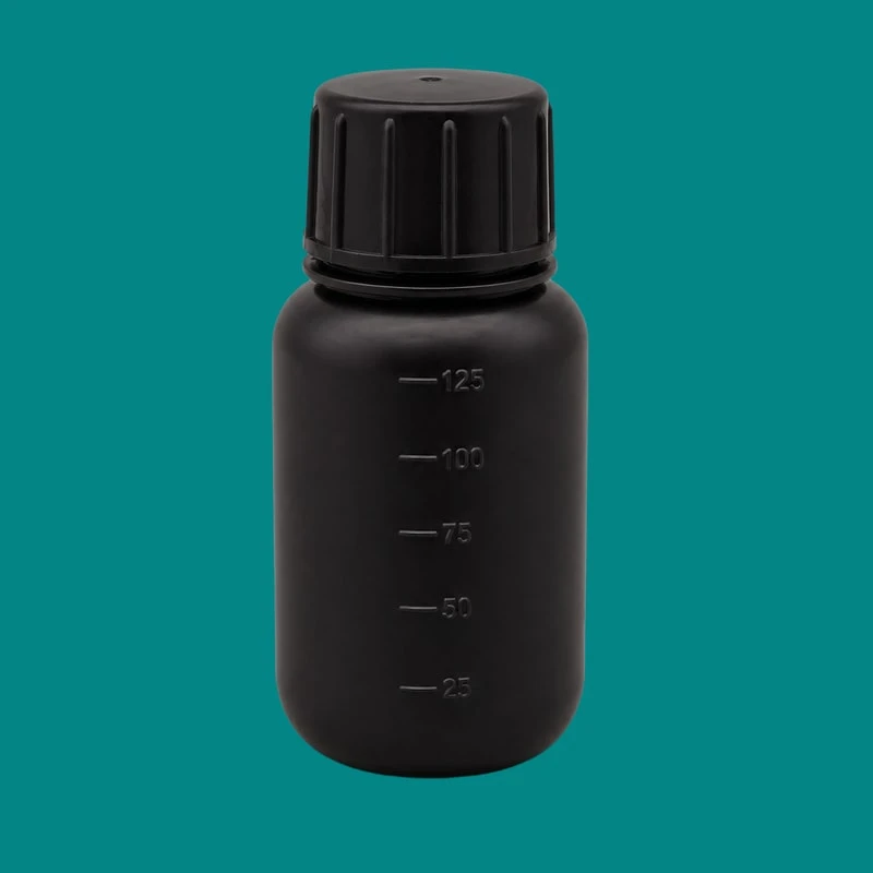 黑色 HDPE 刻度窄口试剂瓶 — 125 mL — 货号 82266